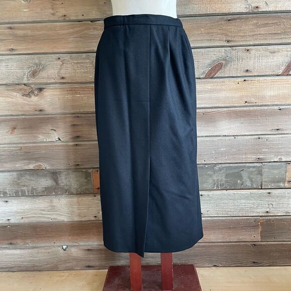 Pendleton Black Wool Skirt Size 10 EUC - Picture 1 of 6